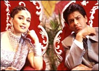 Madhuri and Shah Rukh in Hum Tumhare Hain Sanam