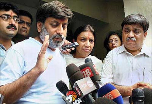 Aarushi case: Talwars have a rough day in court today