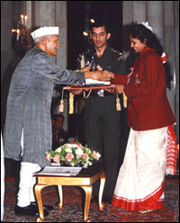 Receiving the Rajiv Gandhi Khel Ratna