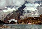 Hemkund Lake